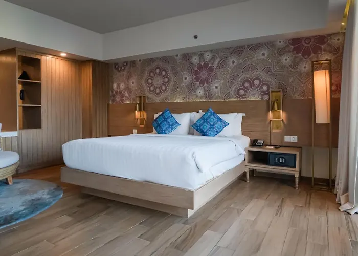 Eastin Ashta Hotel 4*
