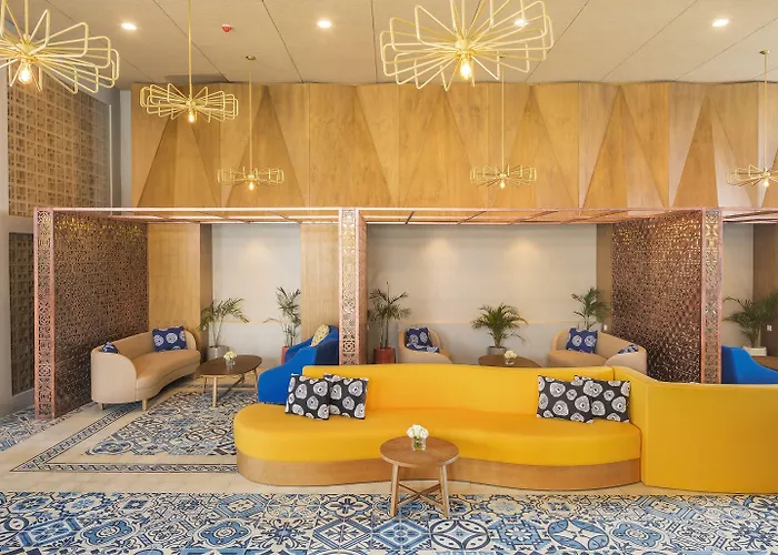 Eastin Ashta فندق تْشانغو